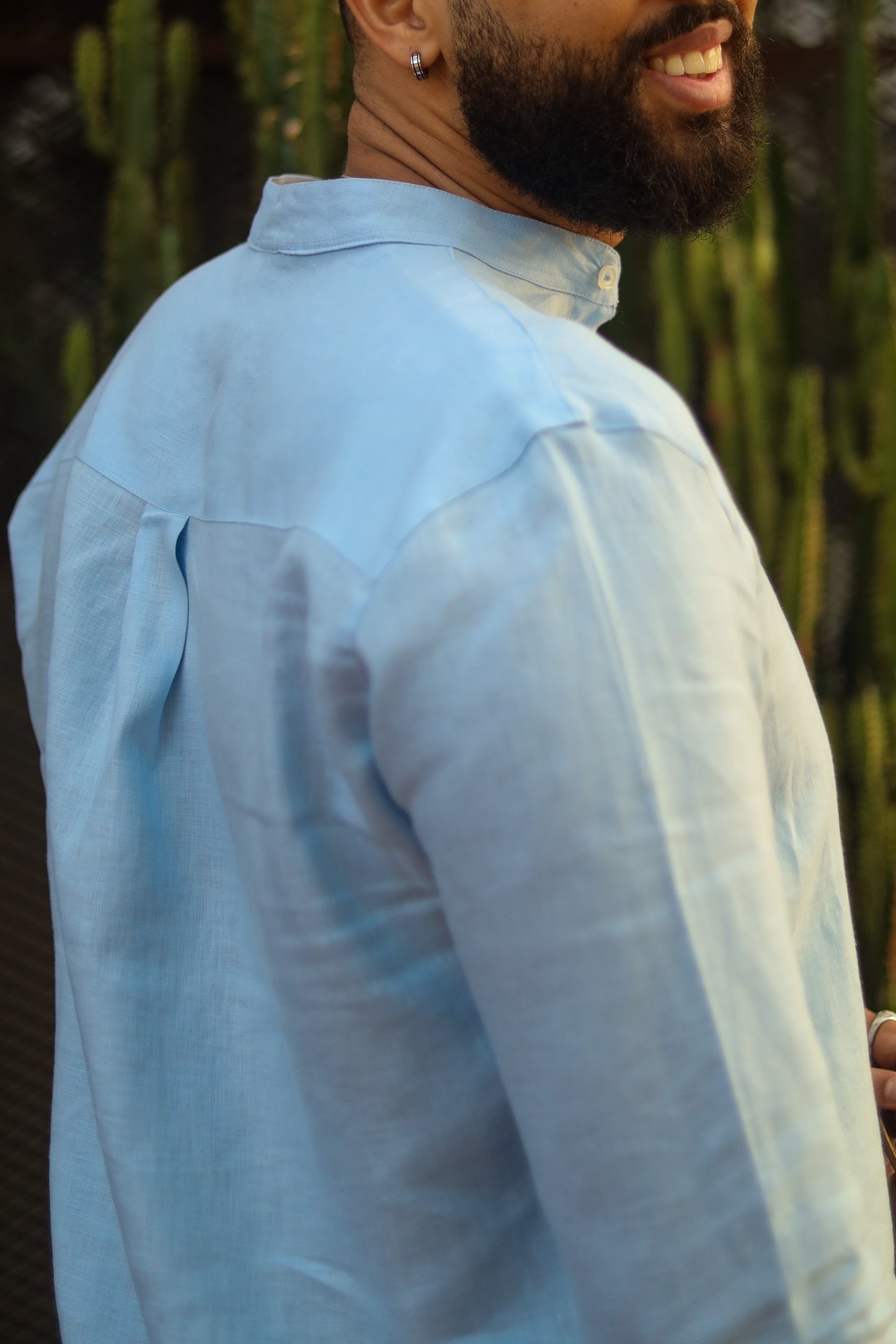 The Mandarin Shirt Light Blue