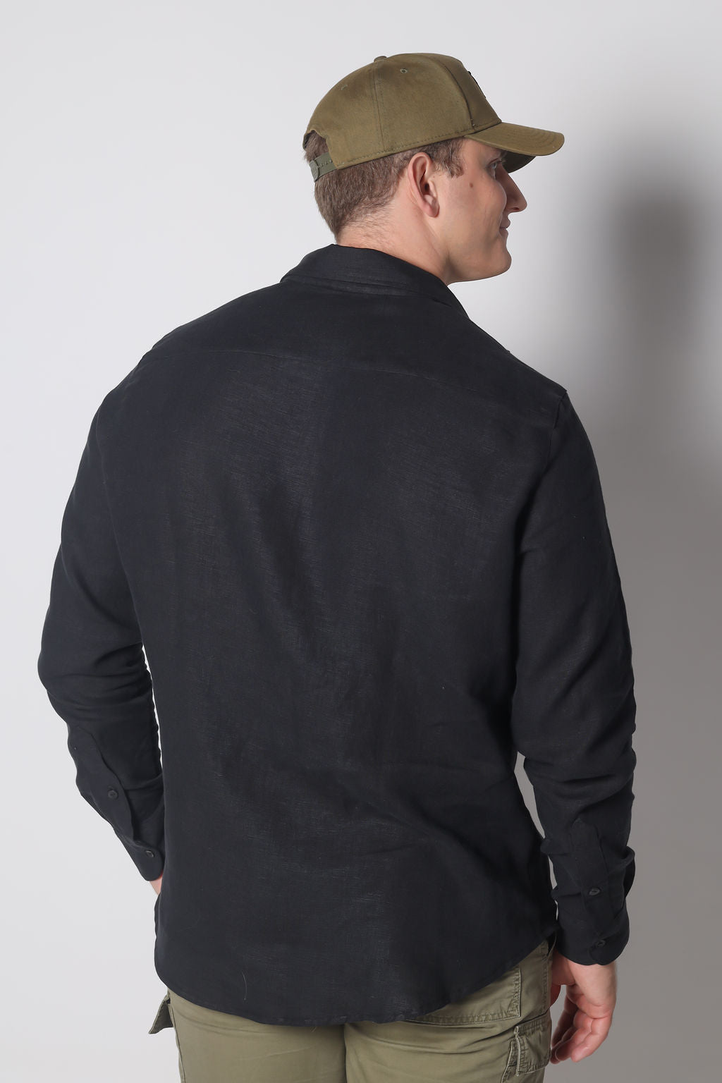The Scout Shirt Black